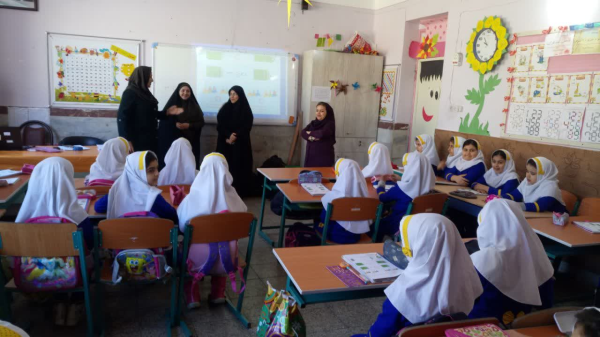 30 بانوی طلبه حوزه علمیه خواهران به مدارس استان کردستان اعزام شدند