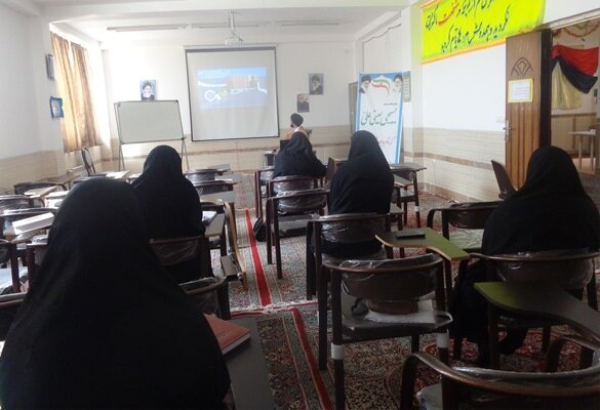 بانوان یزدی مدارس امین با «کلاسداری تبلیغی» آشنا شدند