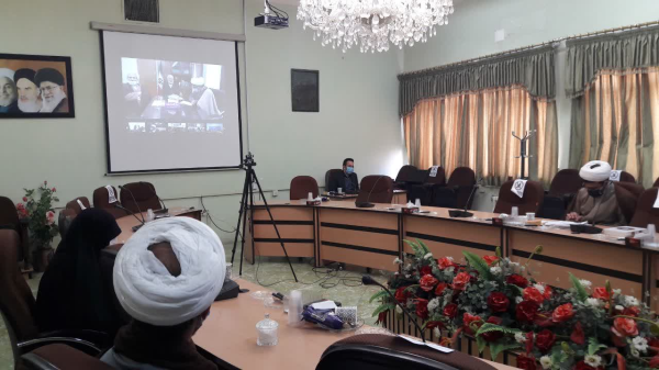 نشست کمیته همکاری  حوزه های علمیه و آموزش و پرورش استان سمنان برگزار شد