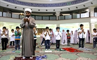کودکان خود را با این ۹ روش علاقمند رفتن به مسجد کنید