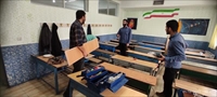 بازسازی نیمکت‌های یکی از مدارس کرج توسط طلاب گروه جهادی رأیة الهدی