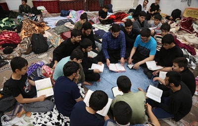 تصاویر/ اعتکاف دانش آموزی در مسجد امام حسن عسکری(ع) در منطقه پردیسان قم