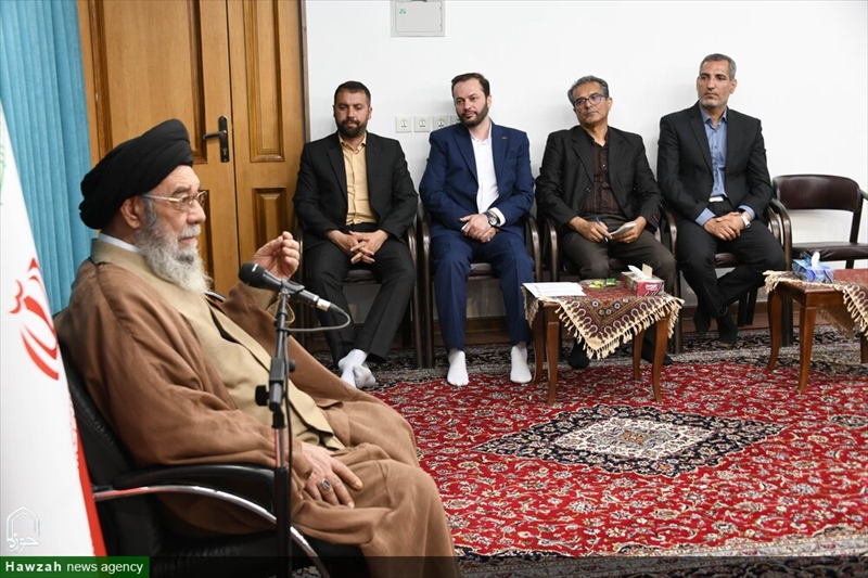 تفاوت بین کلام و عمل مانع از تربیت صحیح می‌شود/ همه امورانسانی  به تربیت وابسته است