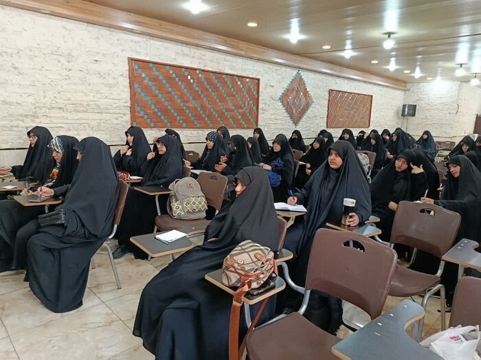 برگزاری کارگاه‌های سبک زندگی اسلامی در دبیرستان‌های دخترانه تهران