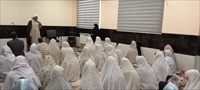 حضورامام جمعه زابل در بین دانش آموزان