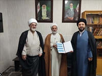 تربیت نسل آینده‌ساز، نیازمند بهره‌گیری از گنجینه‌ی معارفی  حوزه علمیه است.